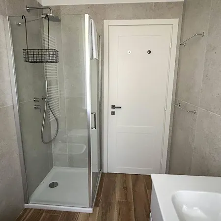 Διαμέρισμα Italianway - Luxardo 4 *